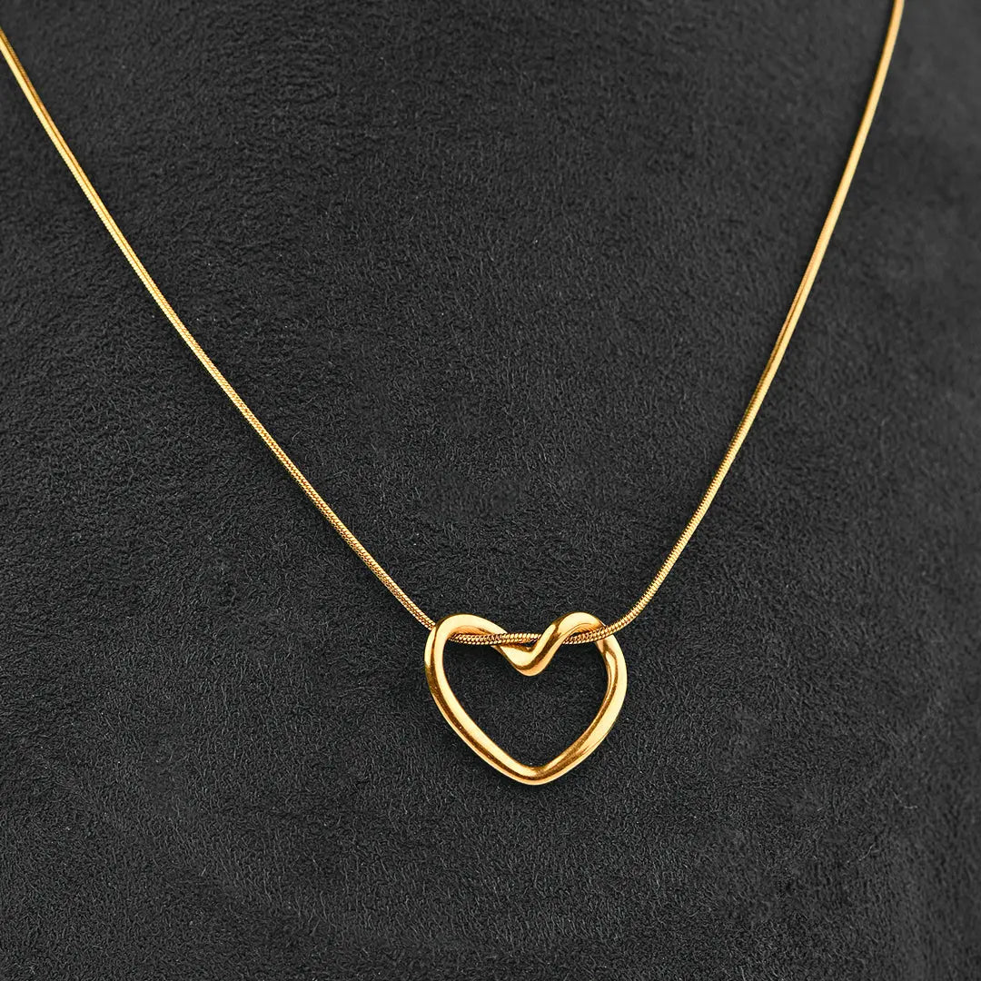 CZ-450 | LOVE NECKLACE