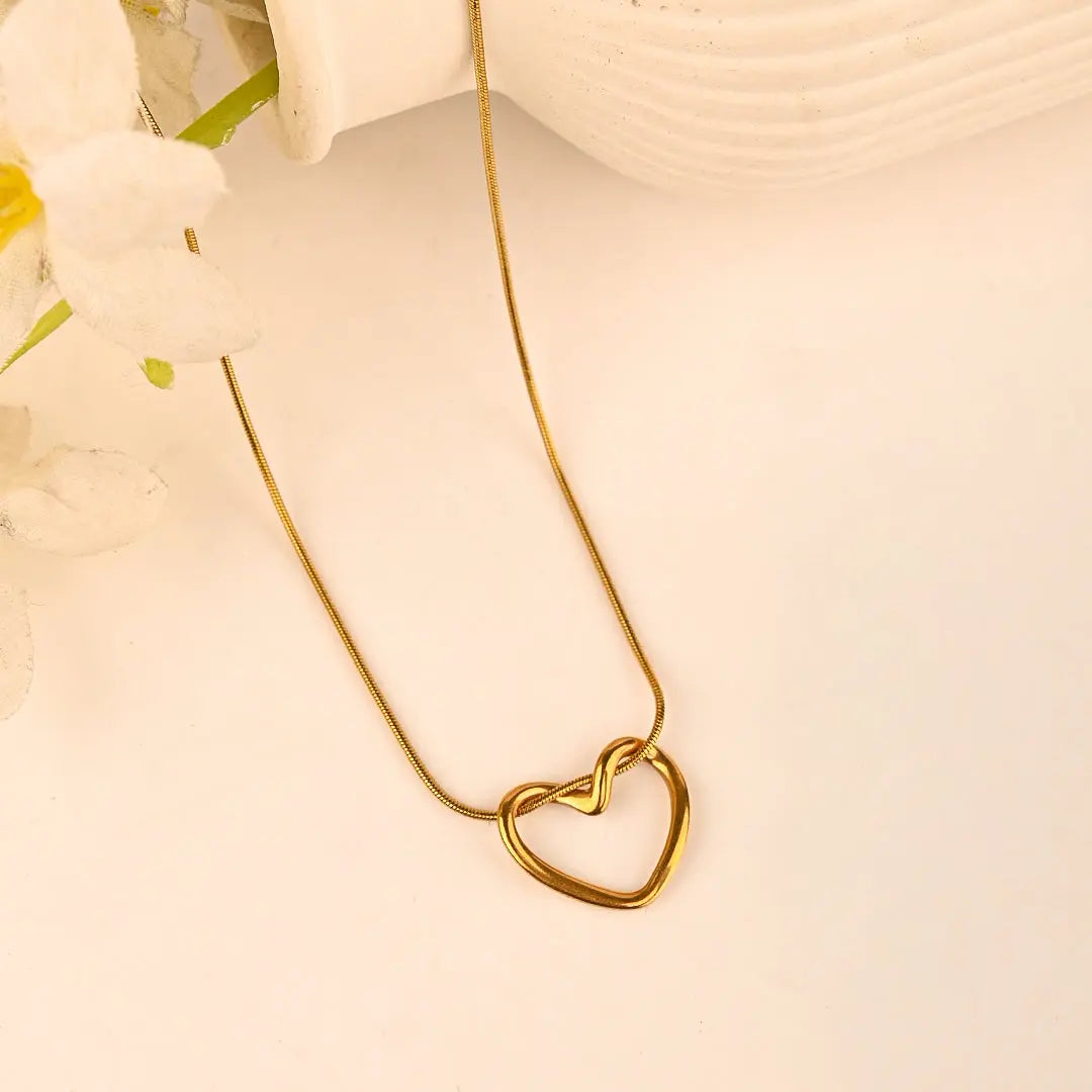 CZ-450 | LOVE NECKLACE