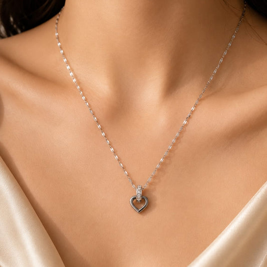 Delicate Heart Pendant Necklace