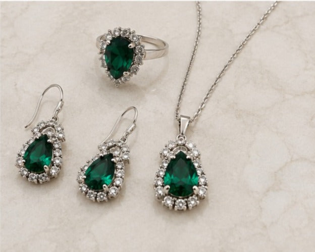 Elegant Emerald Green Crystal Jewelry Set